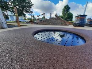 Custom circular - Avoca Playground - Installation photos - Courtesy Grange Surfacing Pty Ltd (4)  